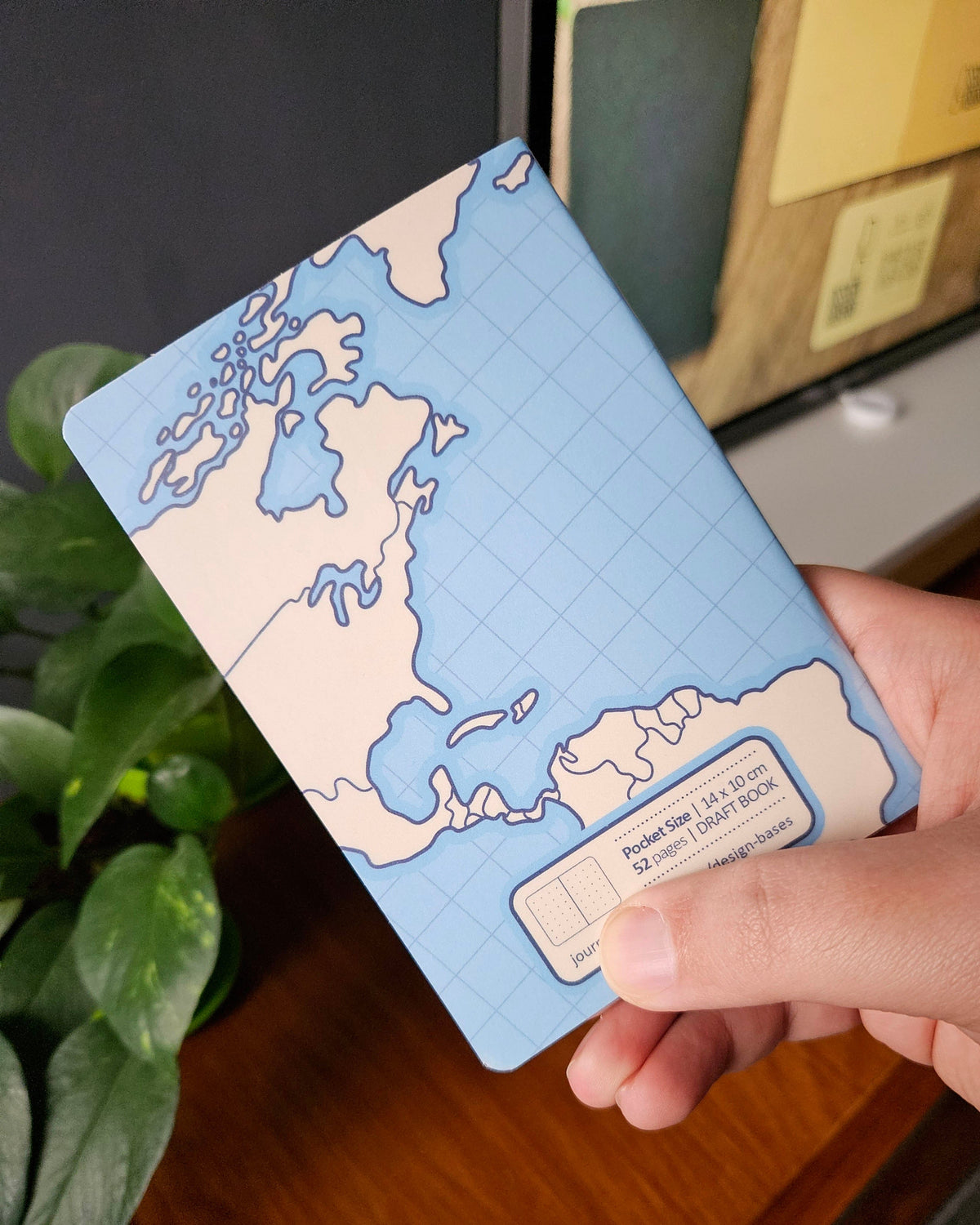 DB book | 14 x 10 cm - 52 Dotted Pages - (World Map) Design Bases